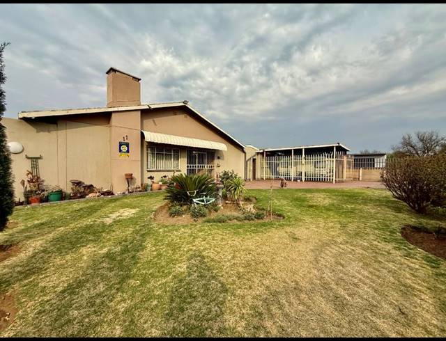 3 BEDROOM HOUSE FOR SALE IN VANDERBIJLPARK SE 1